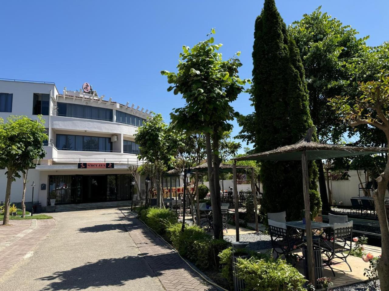 Sirena Hotel Tushemisht Eksteriør billede